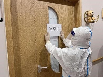 疫情防控不松懈，應(yīng)急演練筑防線